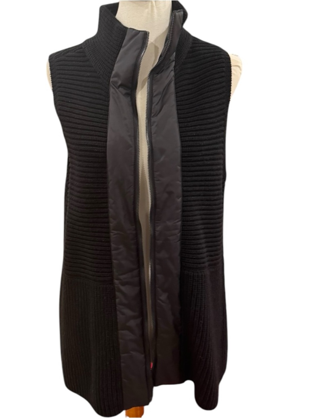 Eileen fisher merino wool Black Ribbed Knit Zip-Front Vest Sz M